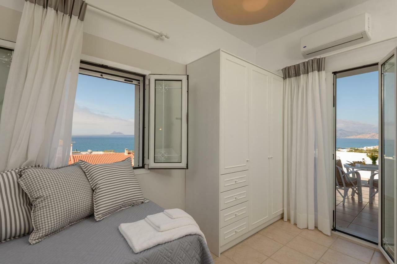 Full View In A Luxury House Vila Kalamaki  Exterior foto